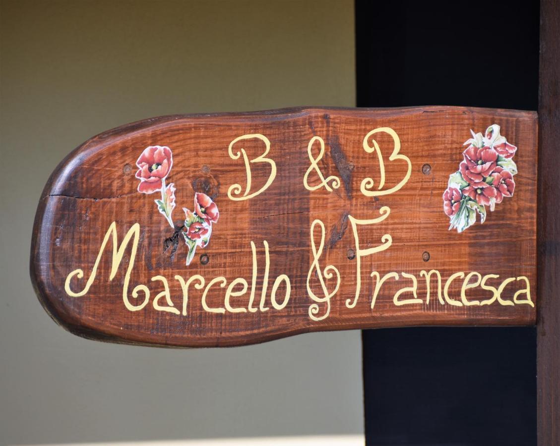 B&B Marcello & Francesca Urbino Exteriör bild
